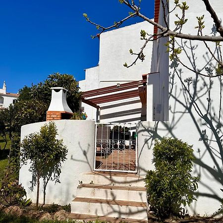 Castelo Da Esperanca Na Vila Sra Da Rocha Porches  Exterior photo
