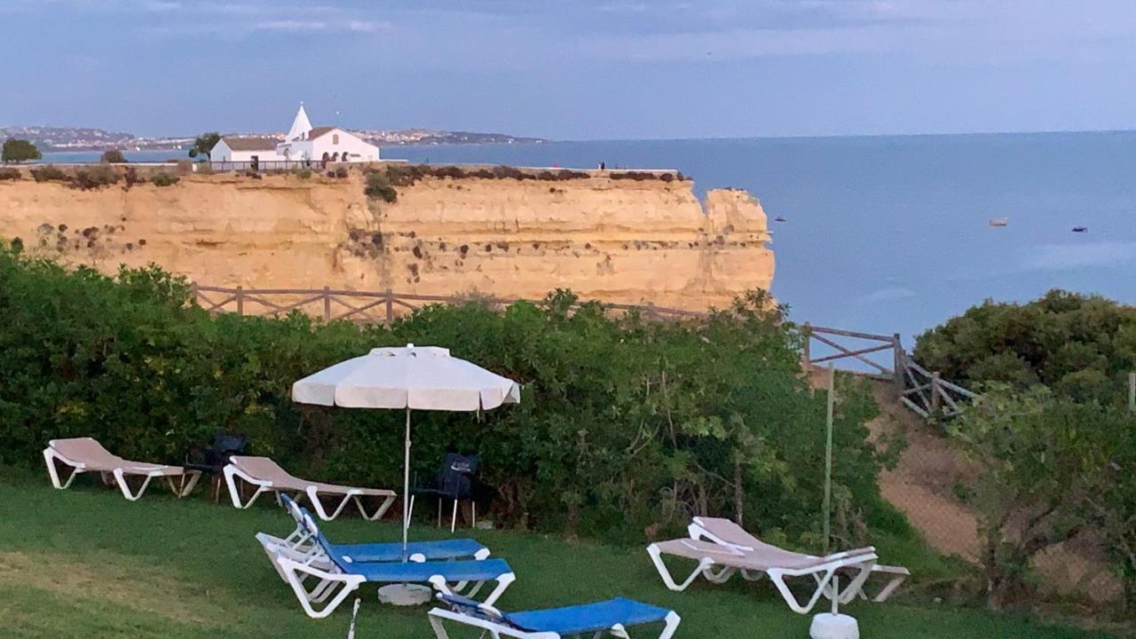 Castelo Da Esperanca Na Vila Sra Da Rocha Porches  Exterior photo